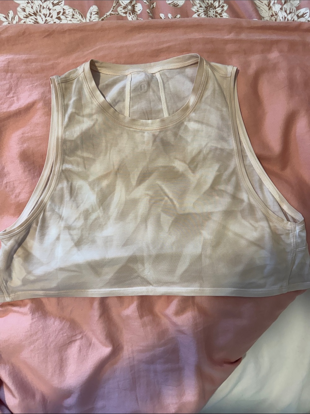 Lululemon crop top size 6